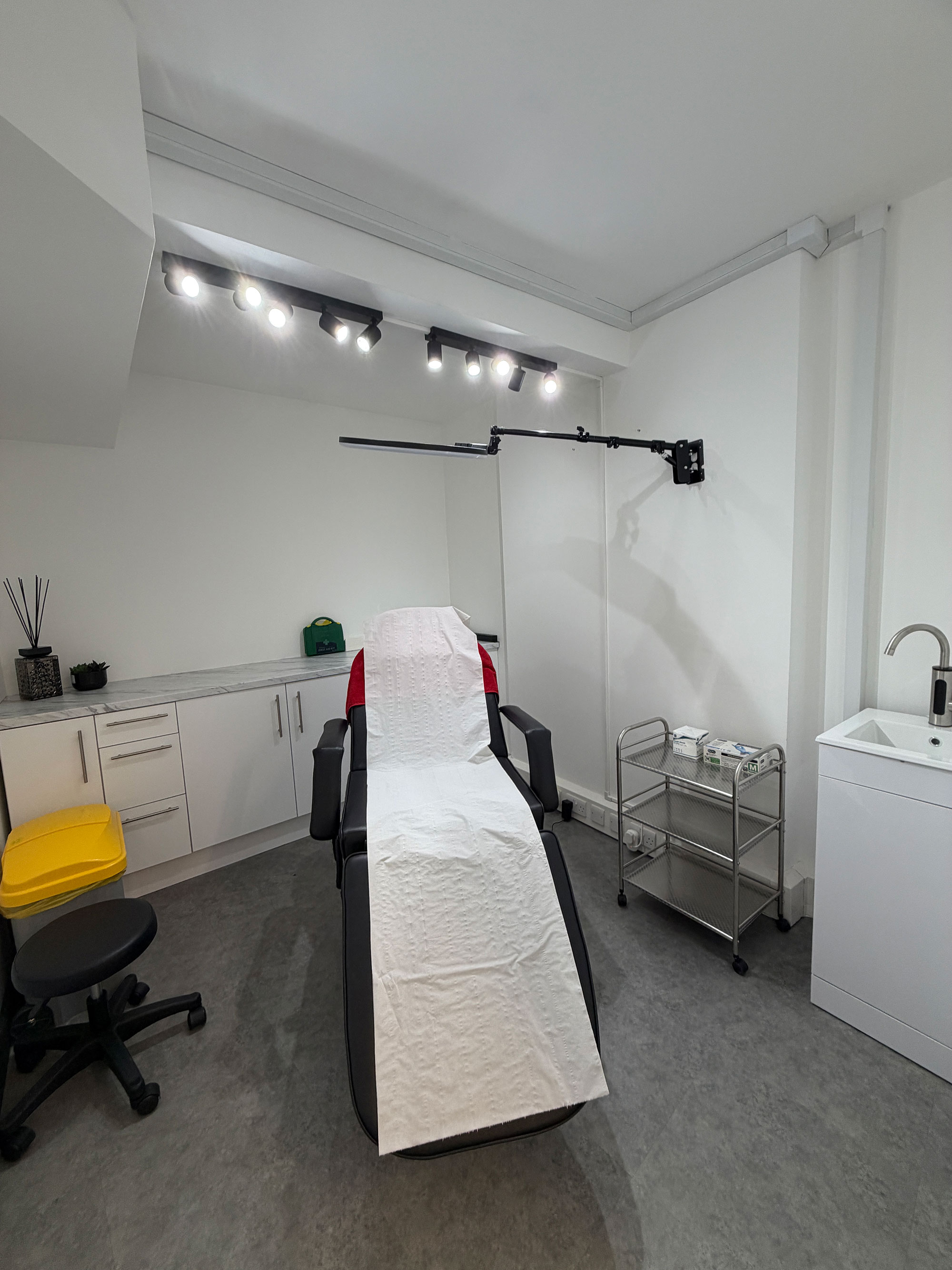 Purpose-built clinical treatment room at Restart Aesthetics Academy